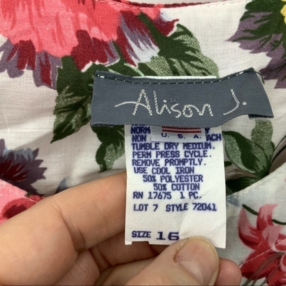 Allison J made in the USA Vintage Cottage core sleeveless floral print dress - Picture 8 of 8